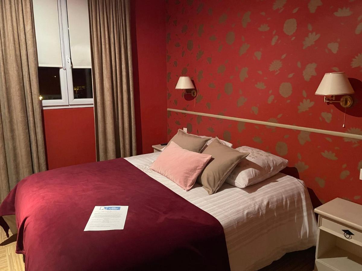 Les 3 Rois By Yy Hotel Villers-Bocage  Exterior photo